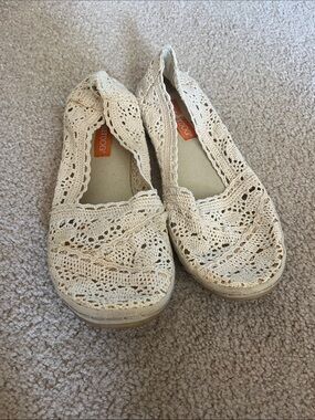 Rocket Dog Cream Crochet Slip-On Flats